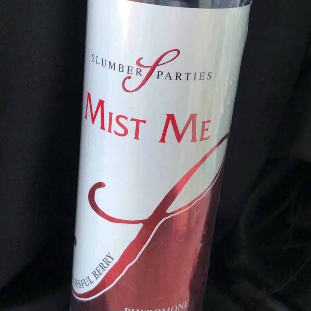 Mist Me Body Spray by Slumber Parties Blissful Berry 8oz. Discontinued Edition - Picture 2 of 6